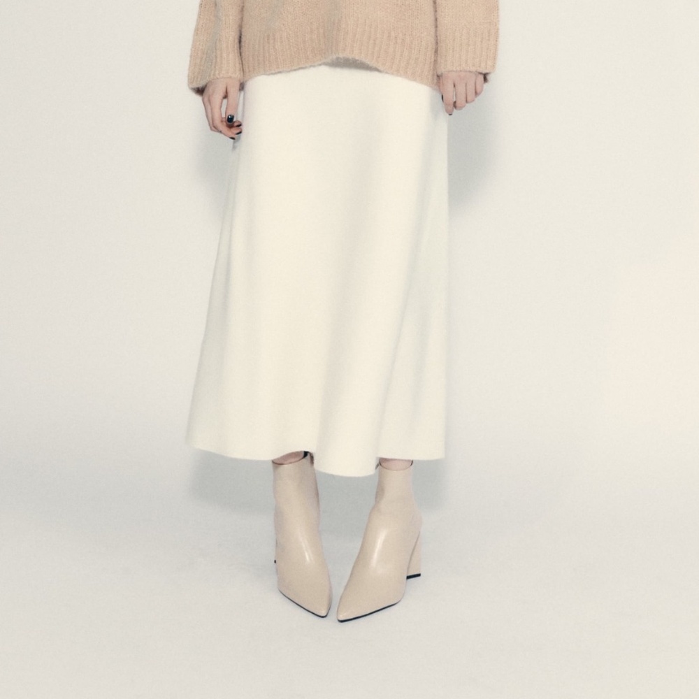 Zara TRIANGULAR HEELED ANKLE BOOTS